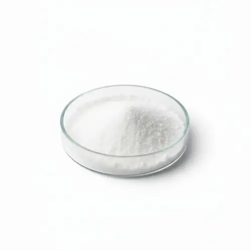 fructose-low-gi White fructose powder in a glass petri dish